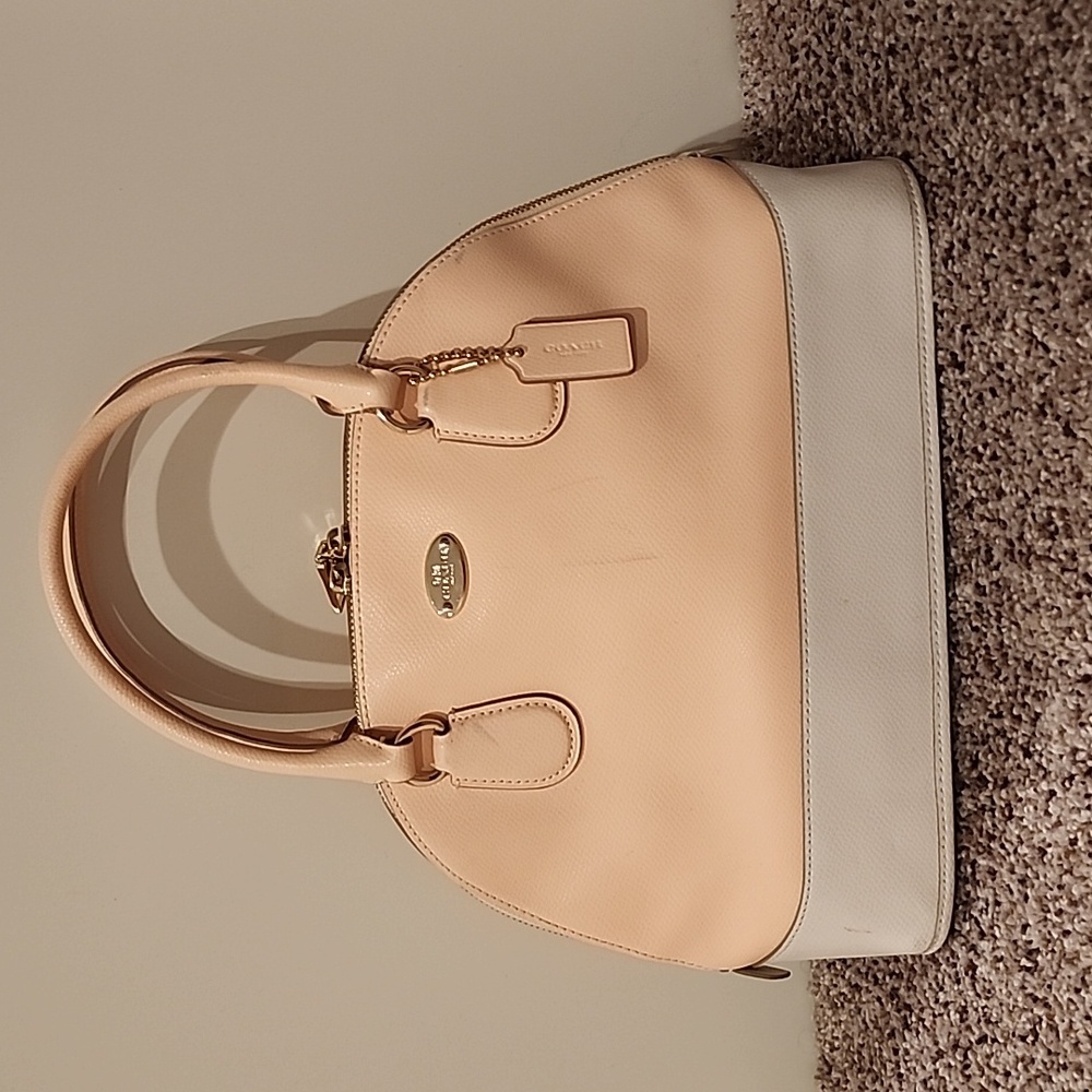 Coach handbag light pink/ cream